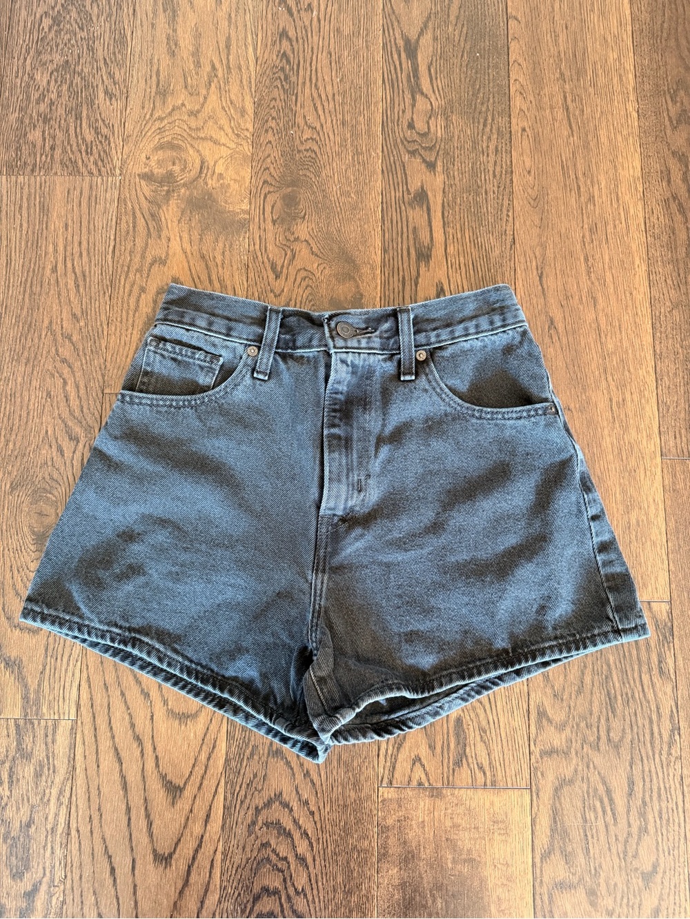 Levi’s High-Waist Black Denim Women's Shorts